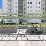 Boutique Soft Tones With Balcony And Secured Garage * Split